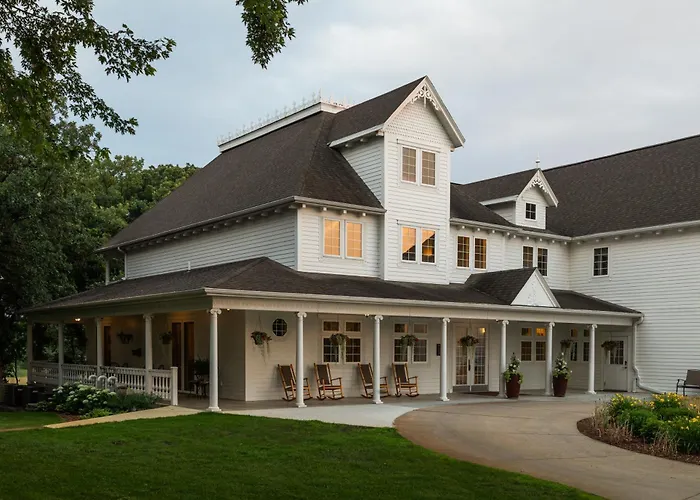 The Oakwood Inn